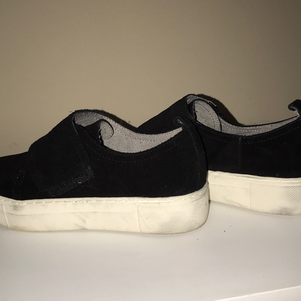 Platform sneakers